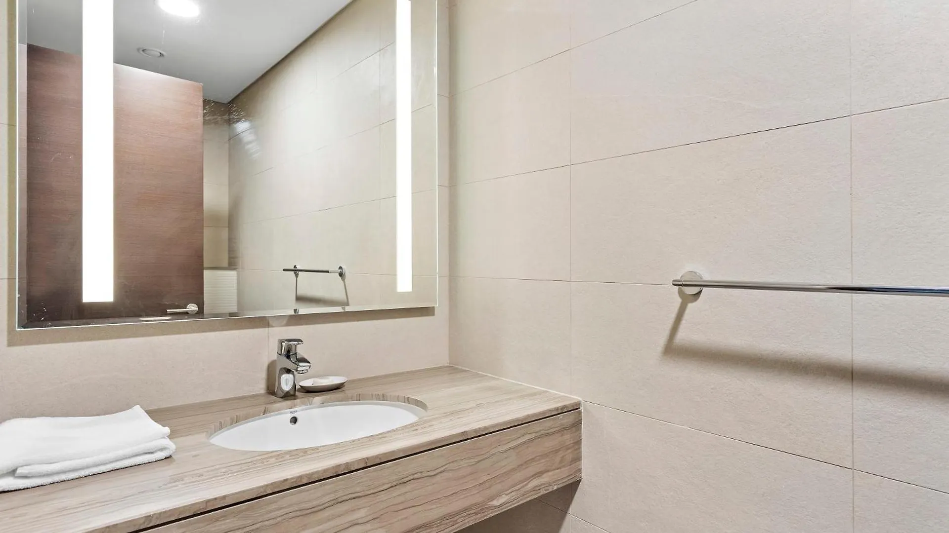 Silkhaus Luxury 1 Bdr Close To Reem Central Park 아부다비 0*,