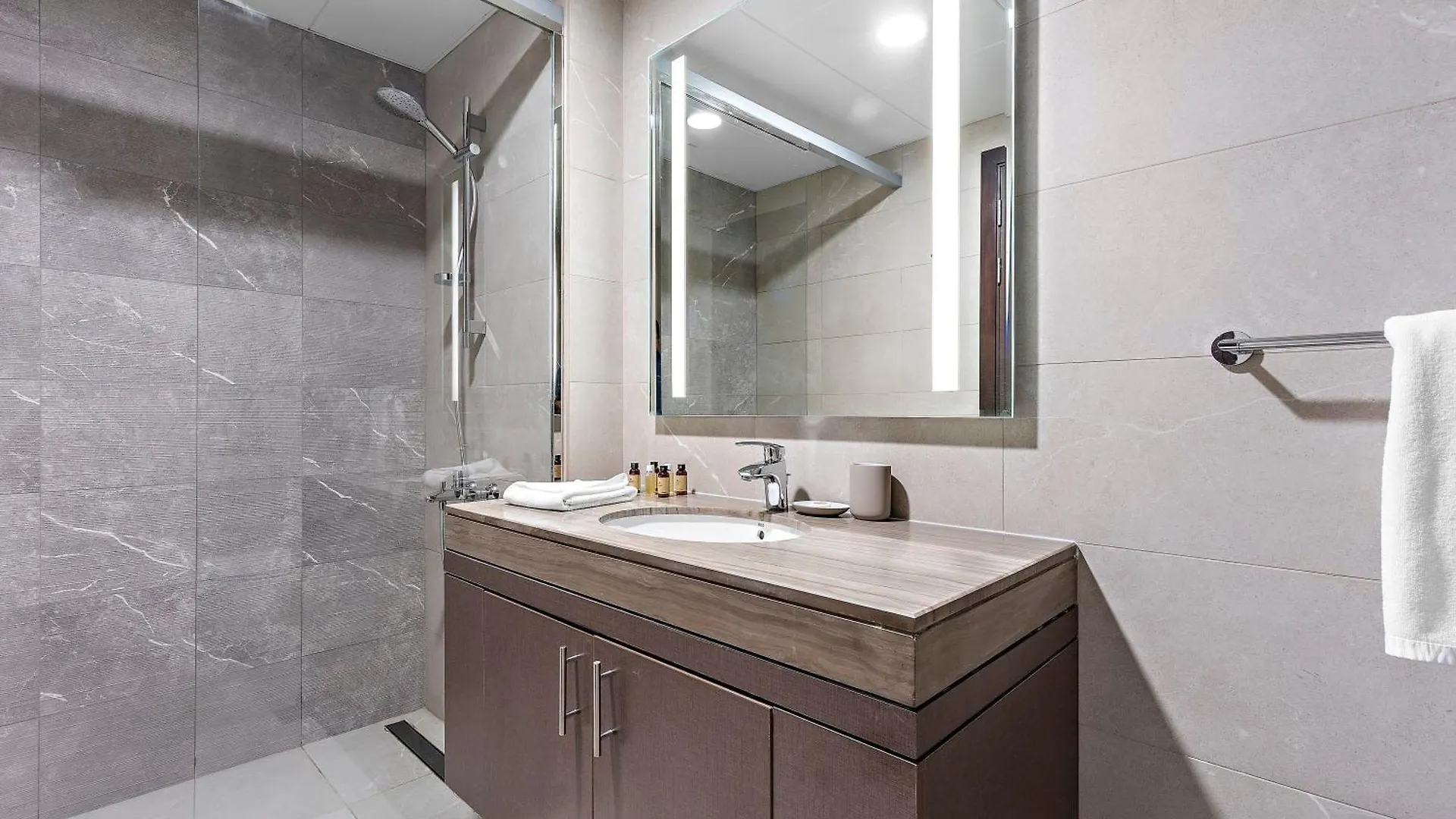 아파트 Silkhaus Luxury 1 Bdr Close To Reem Central Park 아부다비